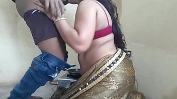 वाइफ ने अजनबी का लण्ड चूसा संग्रहण video
